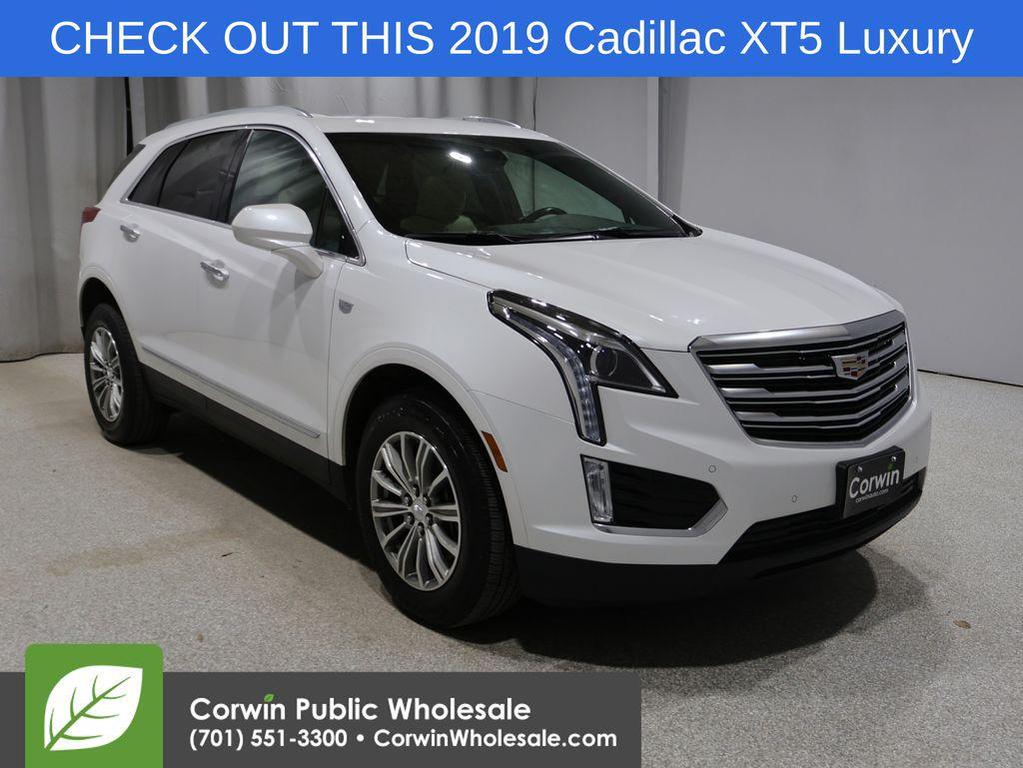 used 2019 Cadillac XT5 car, priced at $17,756