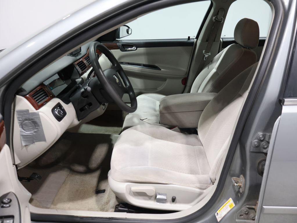 used 2007 Chevrolet Impala car, priced at $2,212