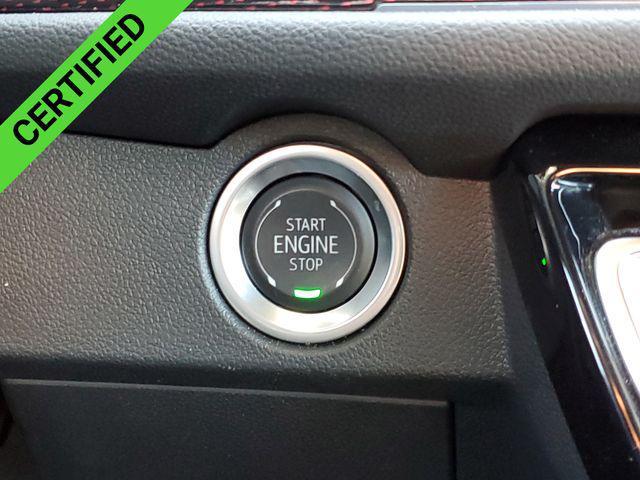 used 2024 Chevrolet Traverse car, priced at $42,879