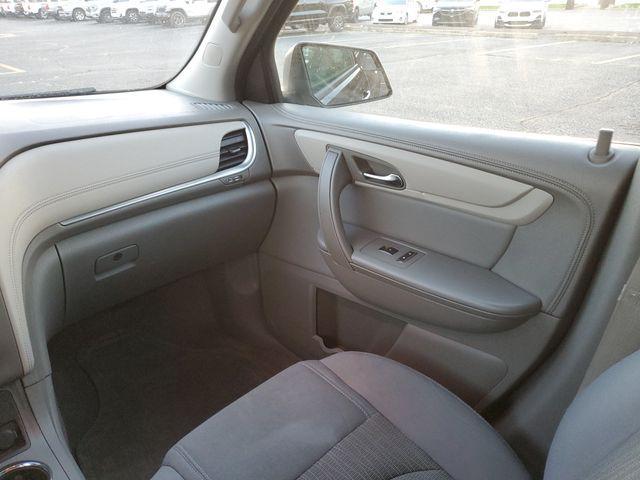 used 2014 Chevrolet Traverse car, priced at $3,900