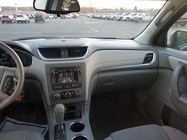 used 2014 Chevrolet Traverse car, priced at $3,900