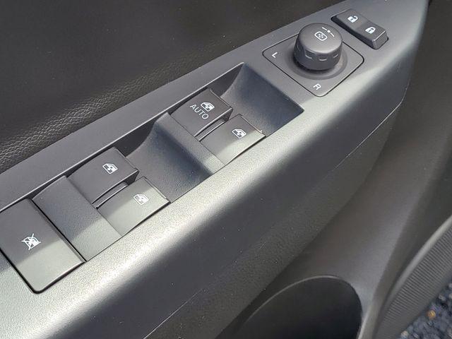 2013 Black Granite Metallic Chevrolet Captiva Sport