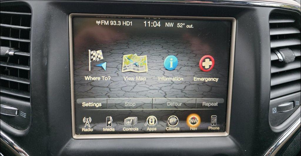 used 2015 Jeep Grand Cherokee car, priced at $10,995