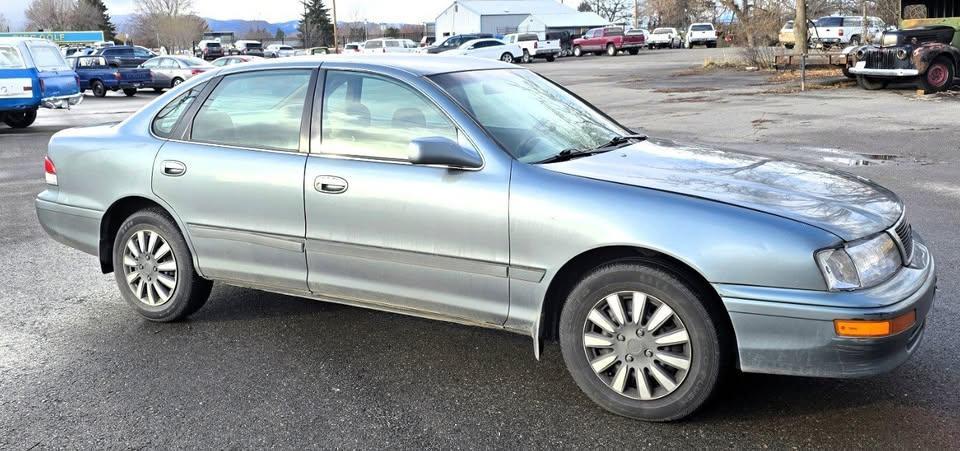 used 1997 Toyota Avalon car, priced at $1,995