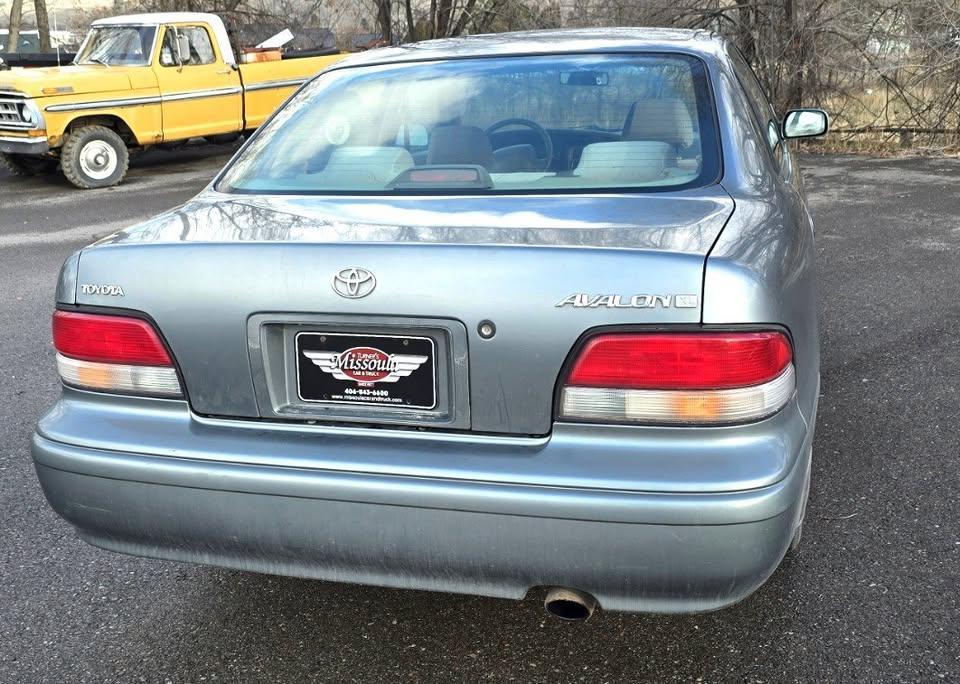 used 1997 Toyota Avalon car, priced at $1,995