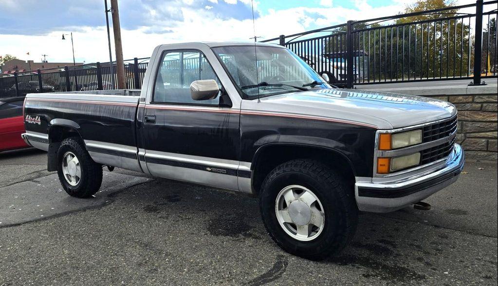 used 1990 Chevrolet Pickup Truck car, priced at $6,495