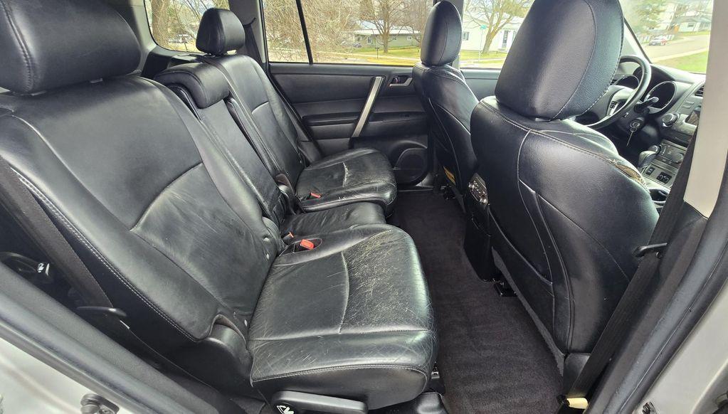 used 2012 Toyota Highlander car, priced at $11,995