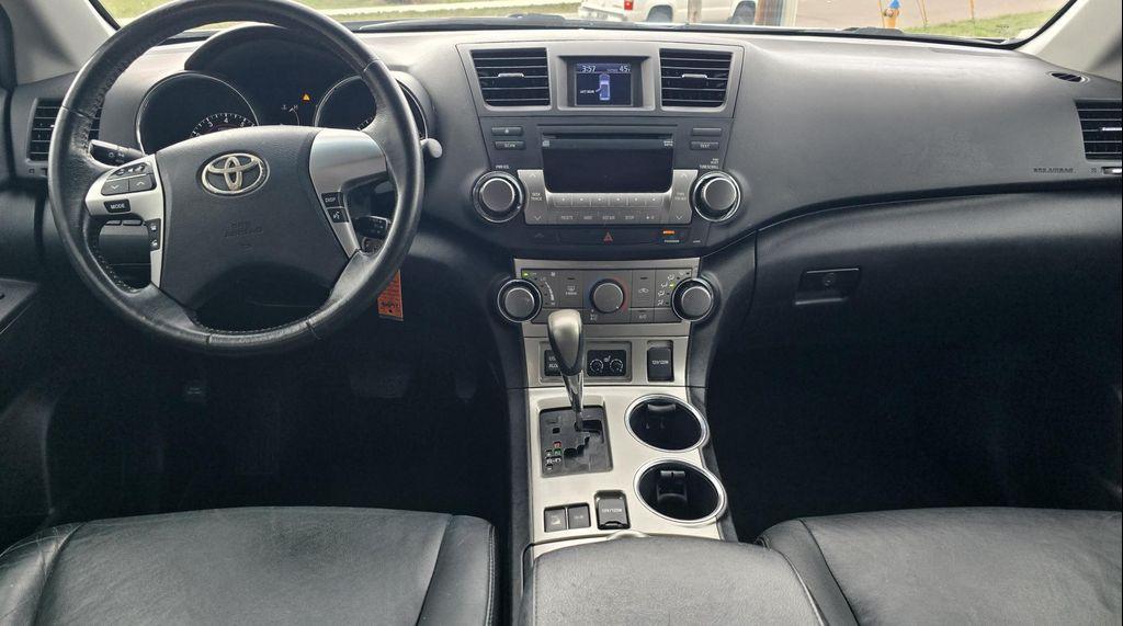 used 2012 Toyota Highlander car, priced at $11,995