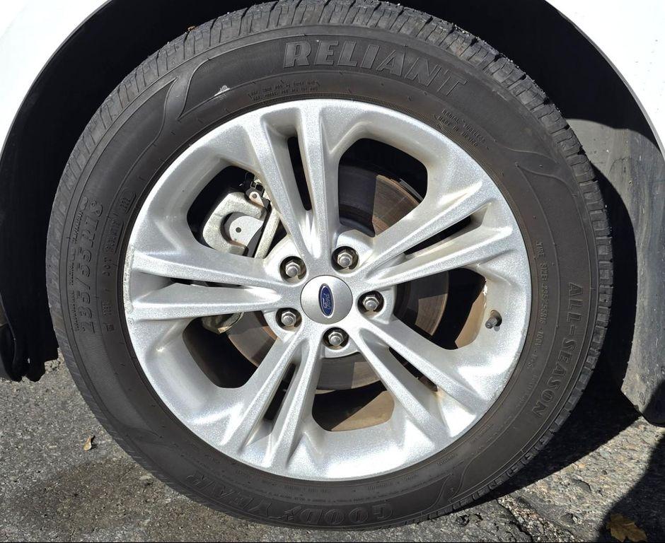 used 2016 Ford Taurus car, priced at $11,495