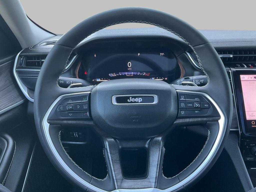 used 2023 Jeep Grand Cherokee car, priced at $28,993