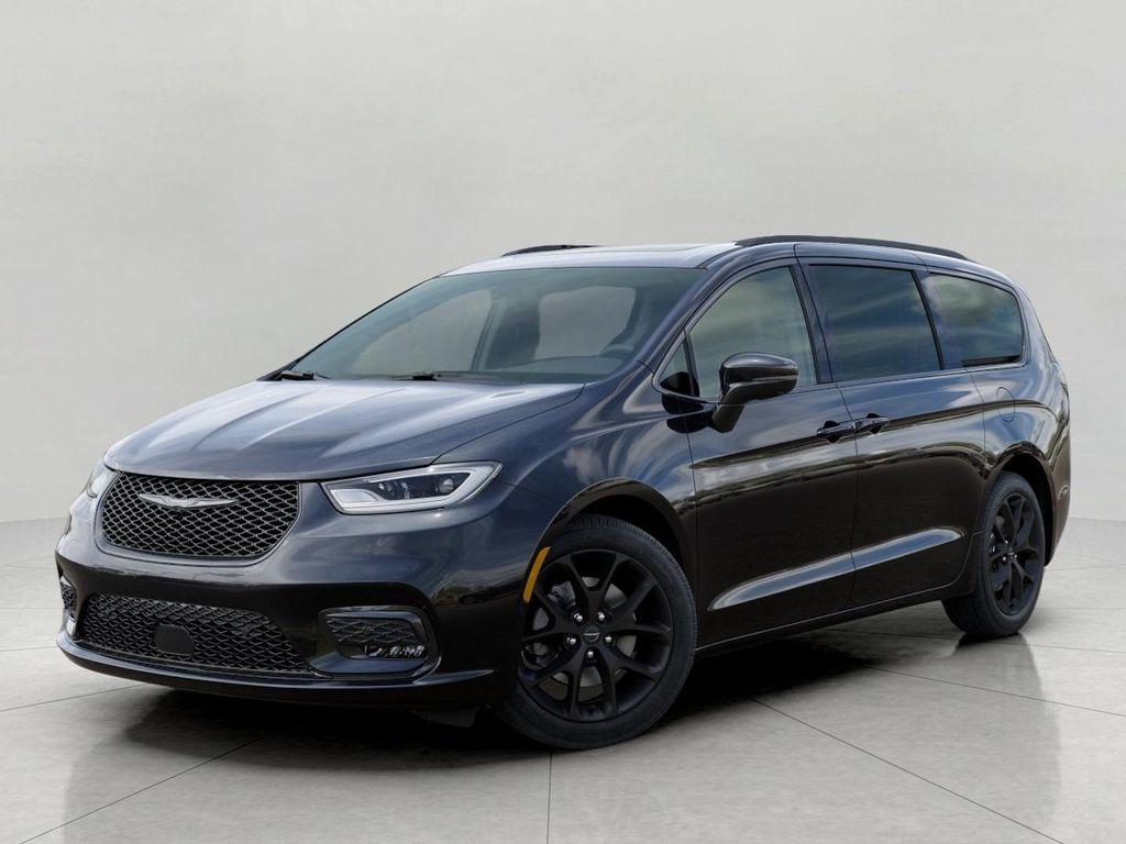 new 2026 Chrysler Pacifica car, priced at $46,015