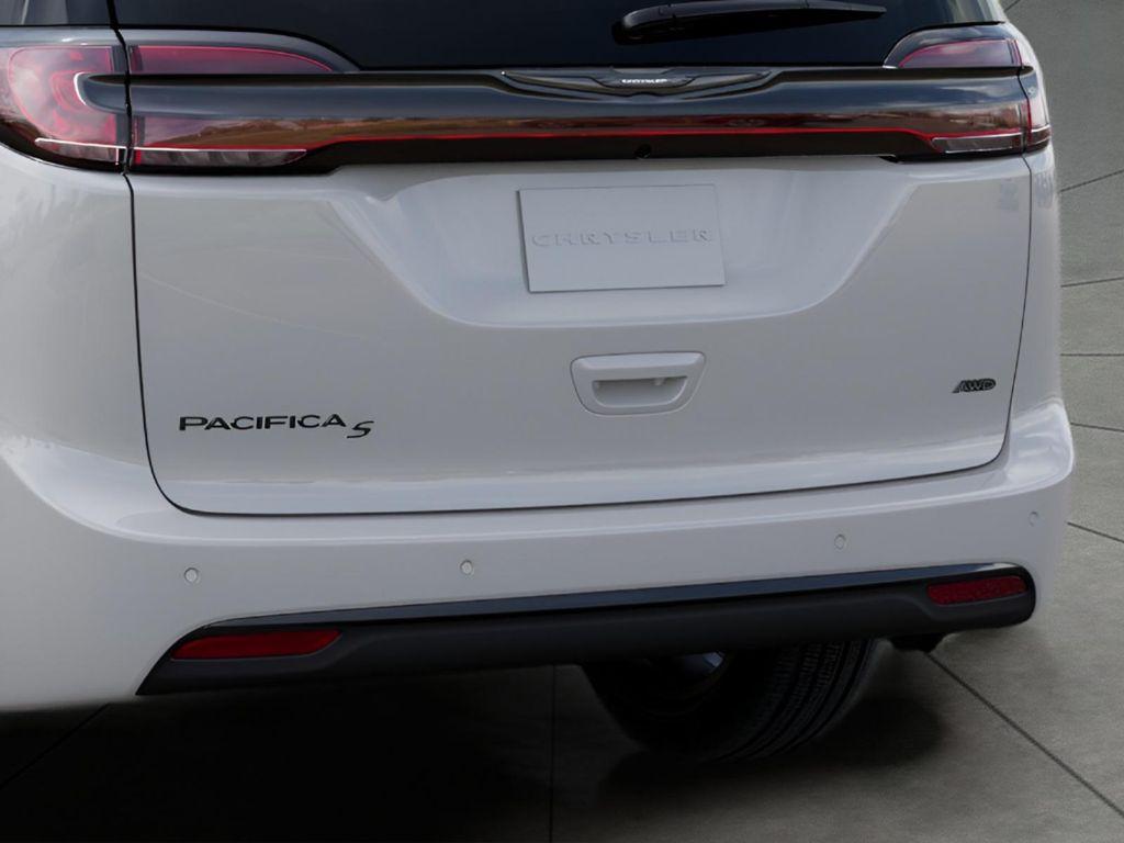 new 2026 Chrysler Pacifica car, priced at $56,270