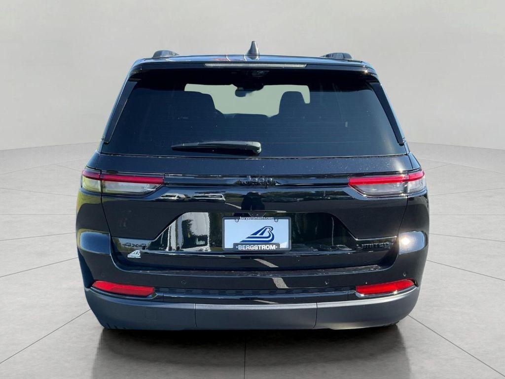 new 2025 Jeep Grand Cherokee car, priced at $51,455