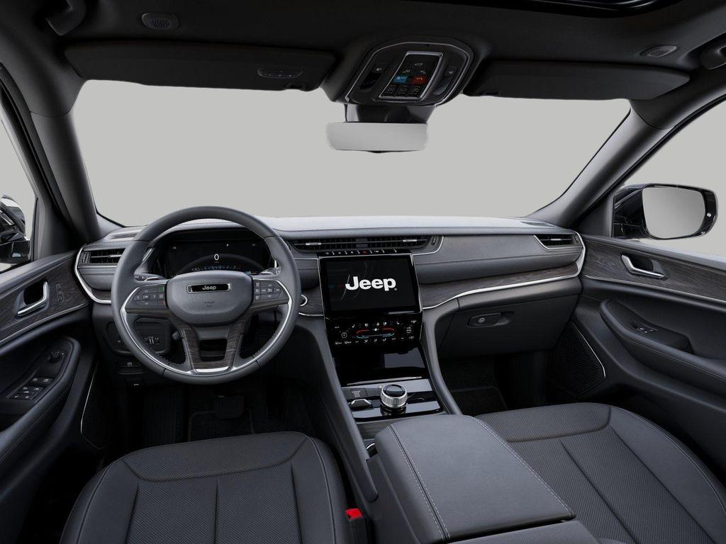 new 2025 Jeep Grand Cherokee car, priced at $51,455