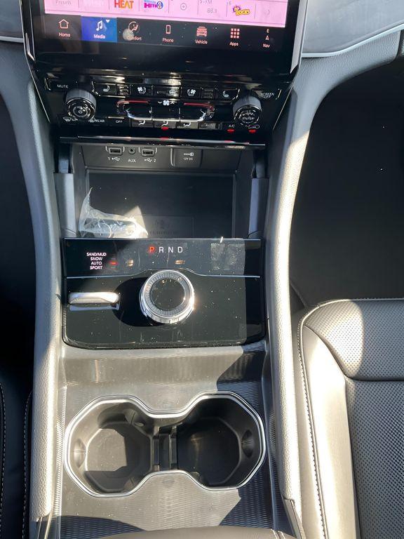 new 2025 Jeep Grand Cherokee car, priced at $51,455
