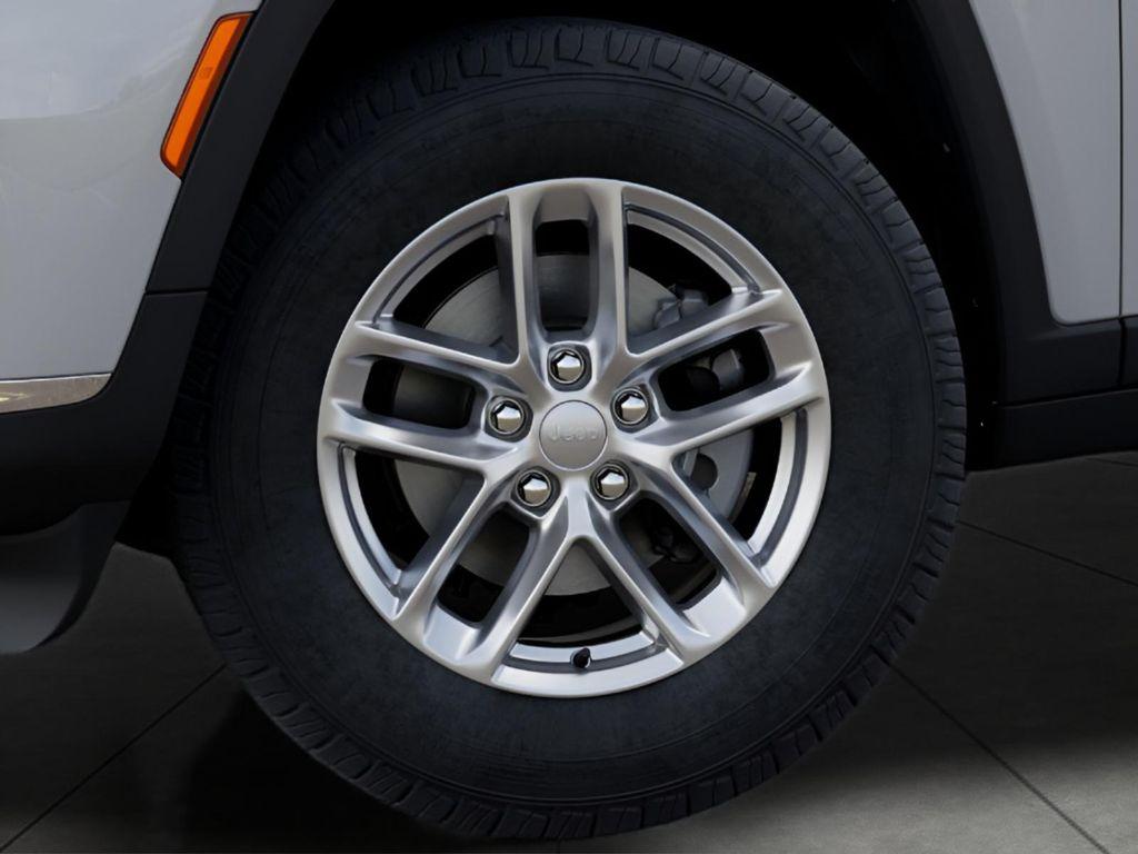 new 2025 Jeep Grand Cherokee L car, priced at $39,995