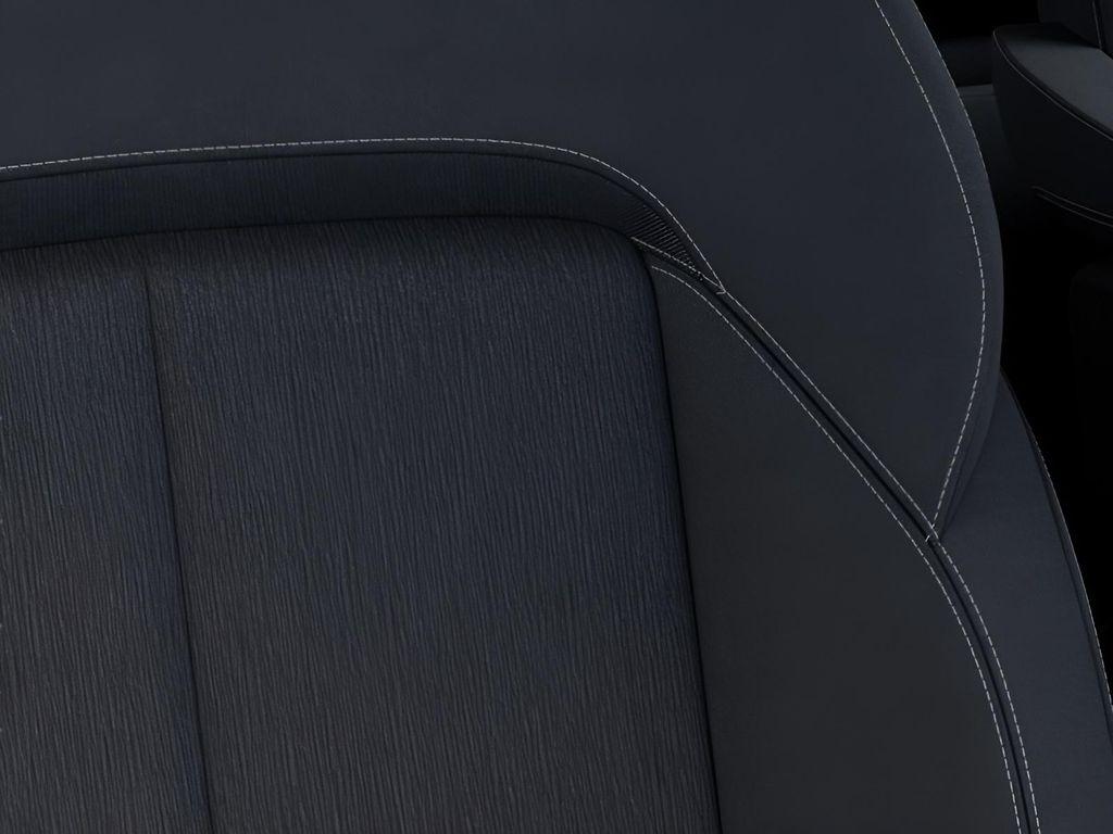 new 2025 Jeep Grand Cherokee L car, priced at $39,995