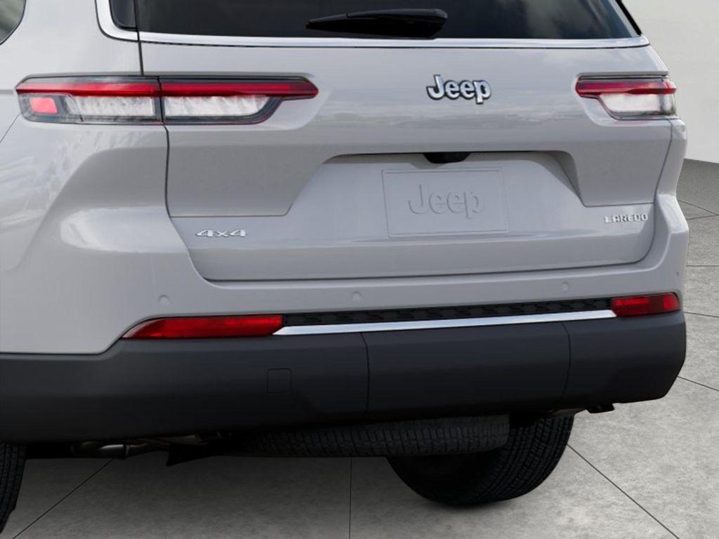 new 2025 Jeep Grand Cherokee L car, priced at $39,995
