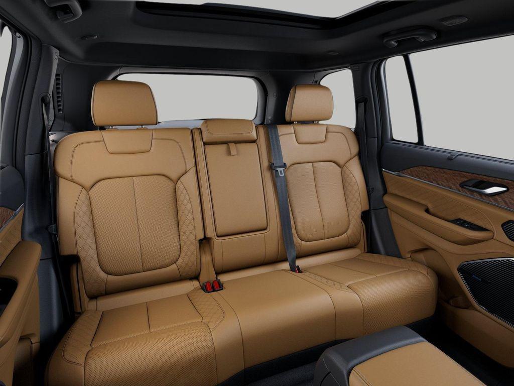 new 2025 Jeep Grand Cherokee car, priced at $65,405