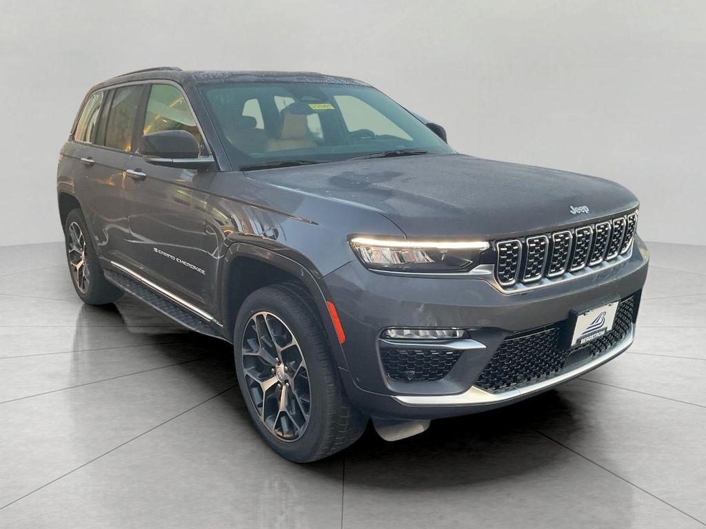 new 2025 Jeep Grand Cherokee car, priced at $65,405