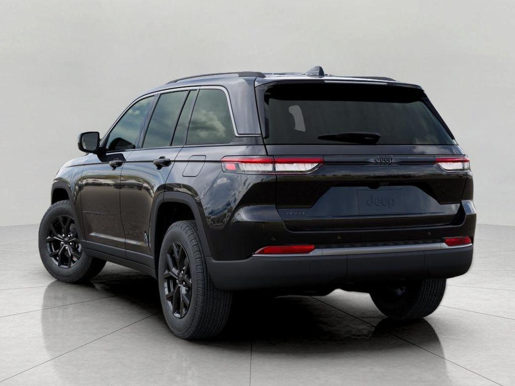 new 2026 Jeep Grand Cherokee car, priced at $49,002