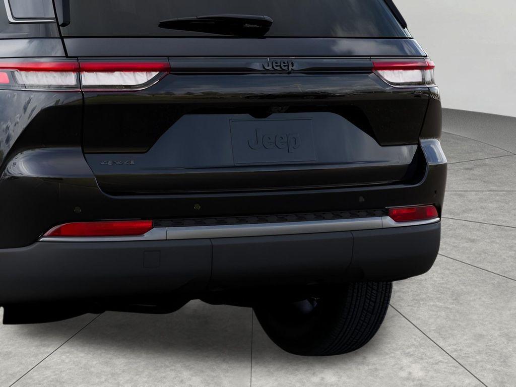 new 2026 Jeep Grand Cherokee car, priced at $49,002