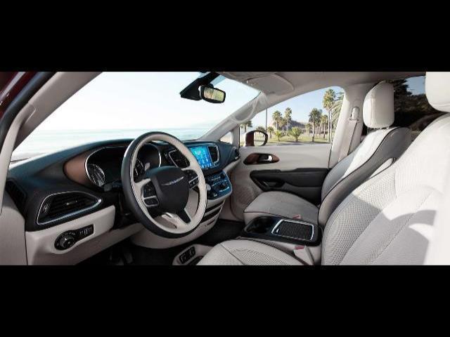 used 2017 Chrysler Pacifica car, priced at $10,582