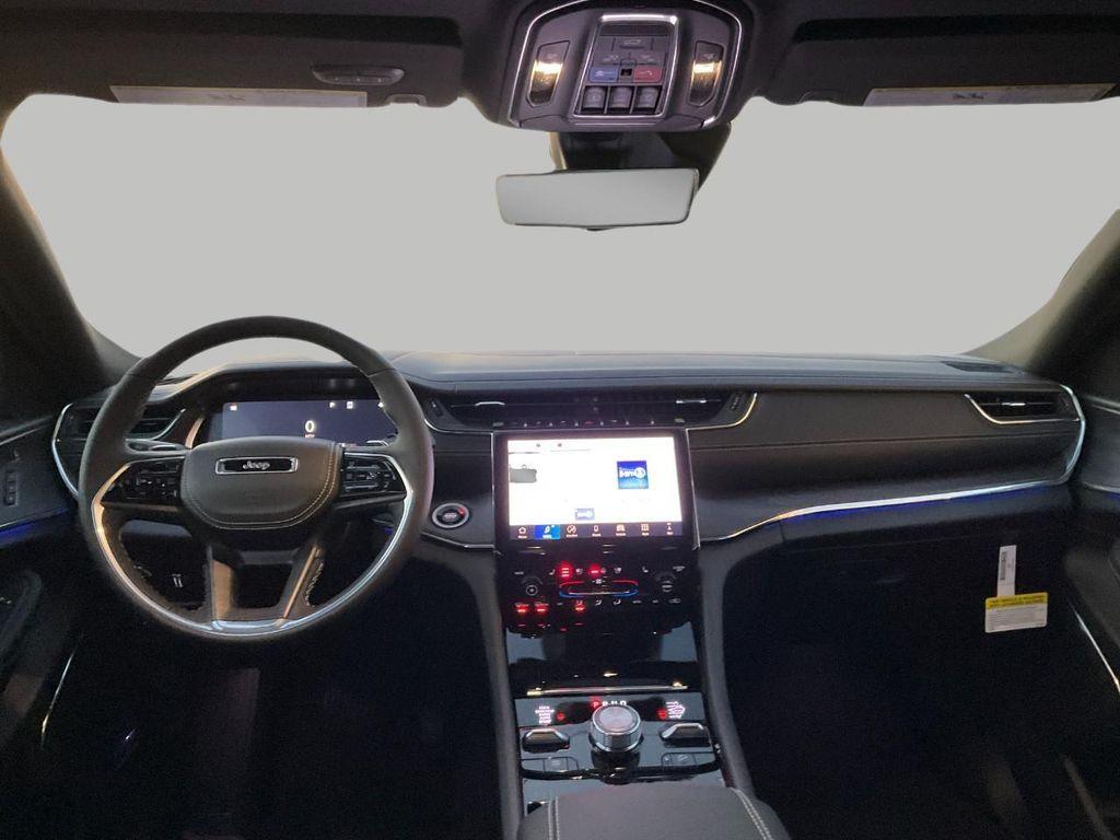 new 2025 Jeep Grand Cherokee car, priced at $56,365