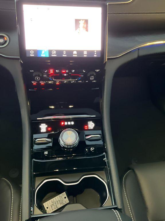 new 2025 Jeep Grand Cherokee car, priced at $56,365