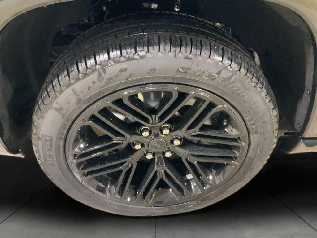 new 2026 Jeep Grand Wagoneer L car, priced at $80,684