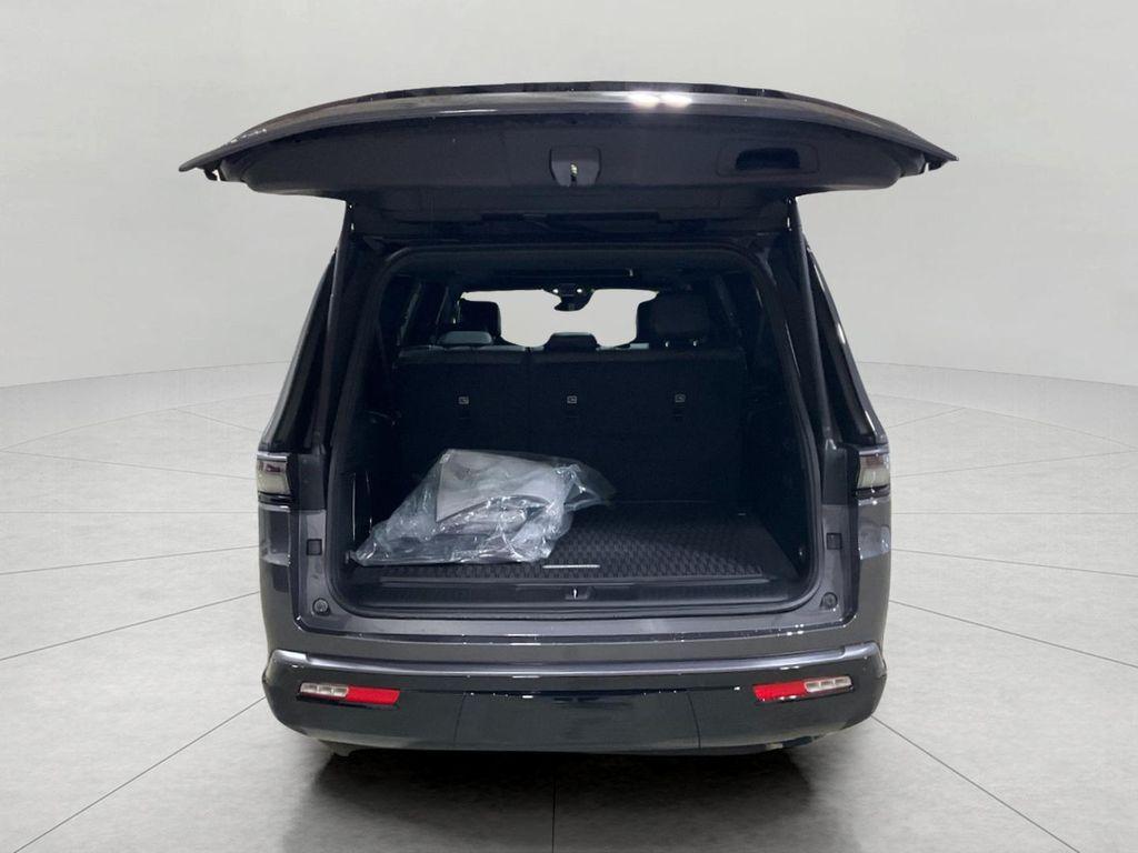 new 2026 Jeep Grand Wagoneer L car, priced at $80,684