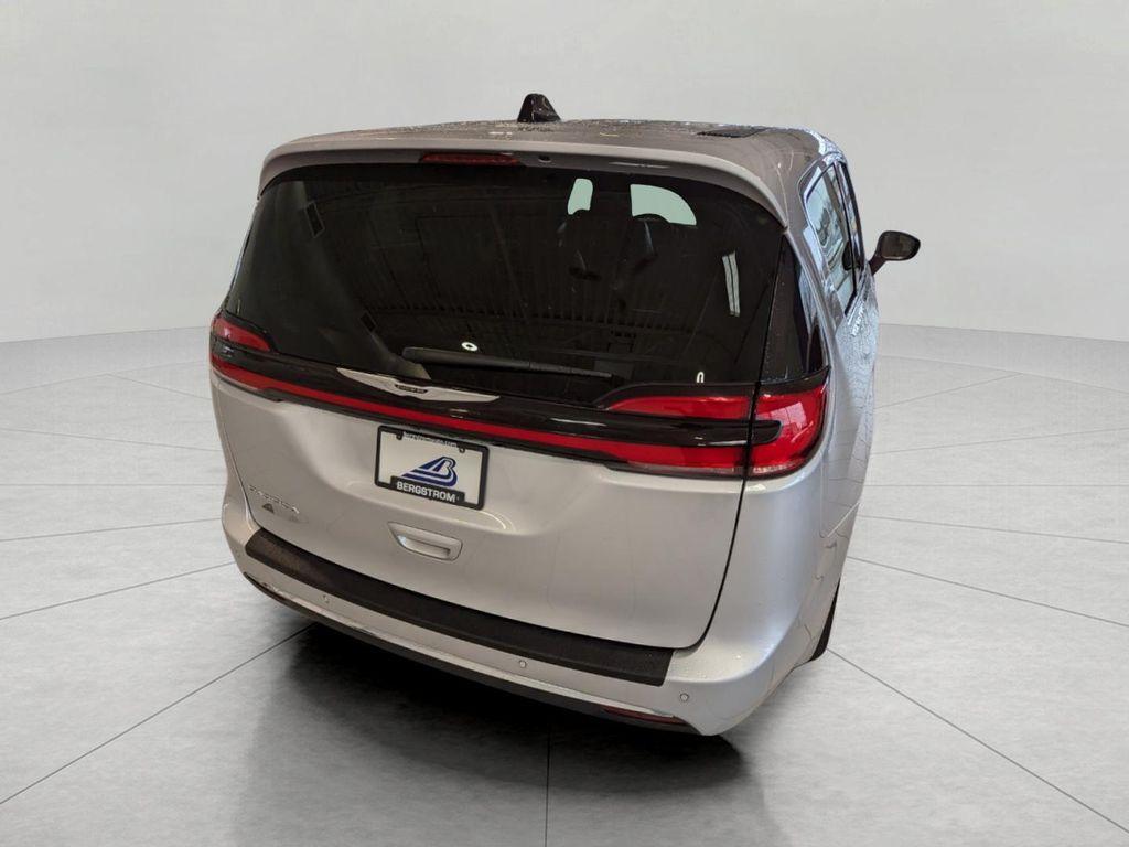 used 2024 Chrysler Pacifica car, priced at $28,626