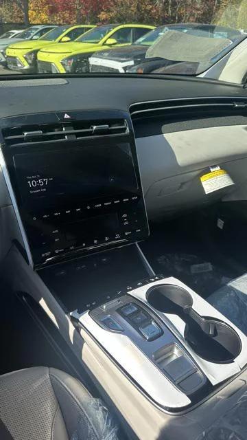 new 2024 Hyundai TUCSON Plug-In Hybrid car, priced at $42,400