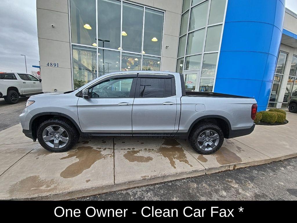used 2025 Honda Ridgeline car, priced at $35,915