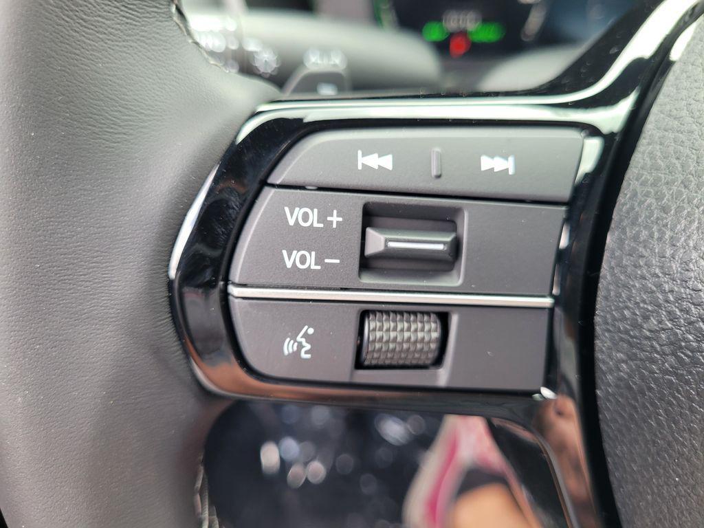 new 2026 Honda Civic Hybrid car, priced at $33,945