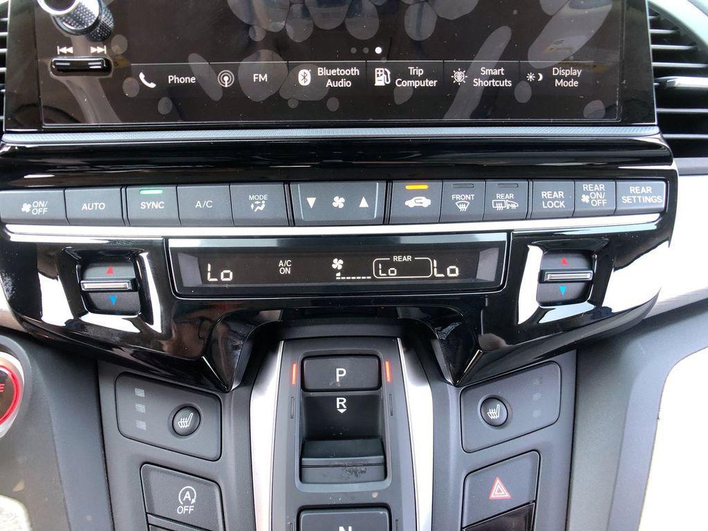 new 2026 Honda Odyssey car, priced at $44,290