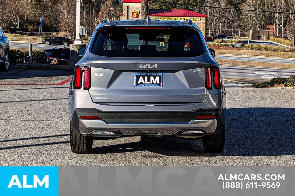 used 2024 Kia Sorento car, priced at $23,920