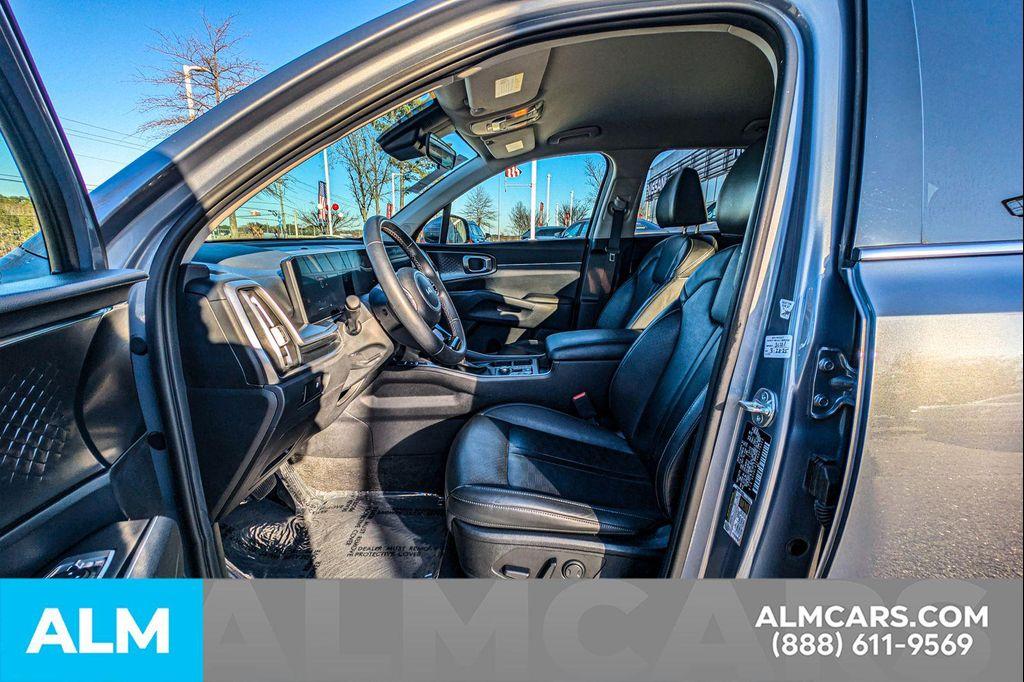 used 2024 Kia Sorento car, priced at $23,920