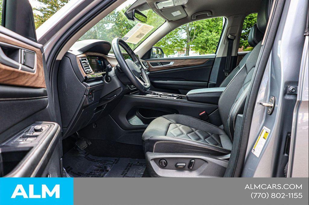 used 2024 Volkswagen Atlas car, priced at $29,164