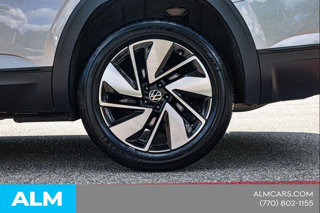 used 2024 Volkswagen Atlas car, priced at $29,164