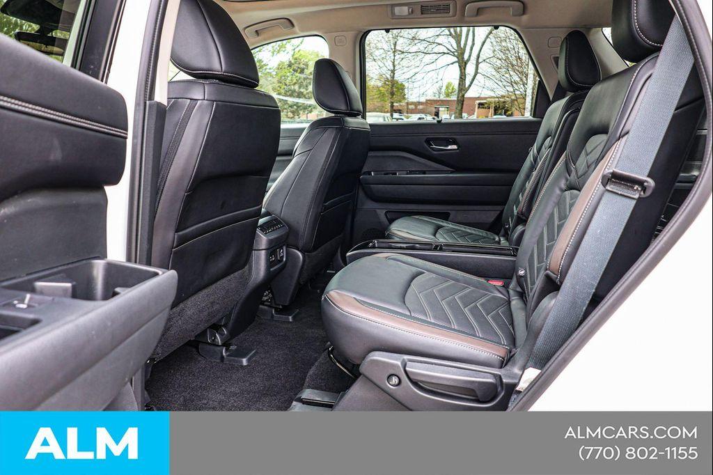 used 2024 Nissan Pathfinder car, priced at $37,304