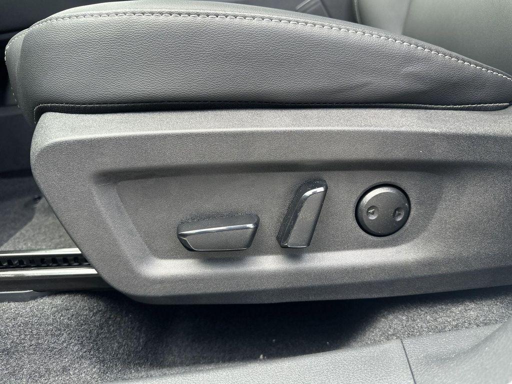 new 2025 Nissan Murano car, priced at $36,225