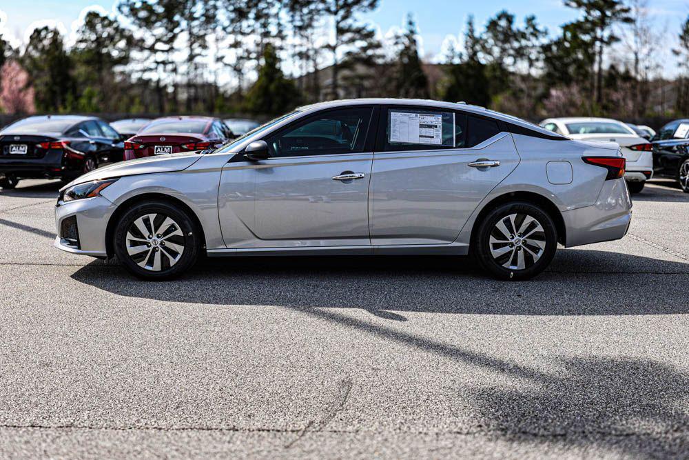 new 2025 Nissan Altima car, priced at $25,290