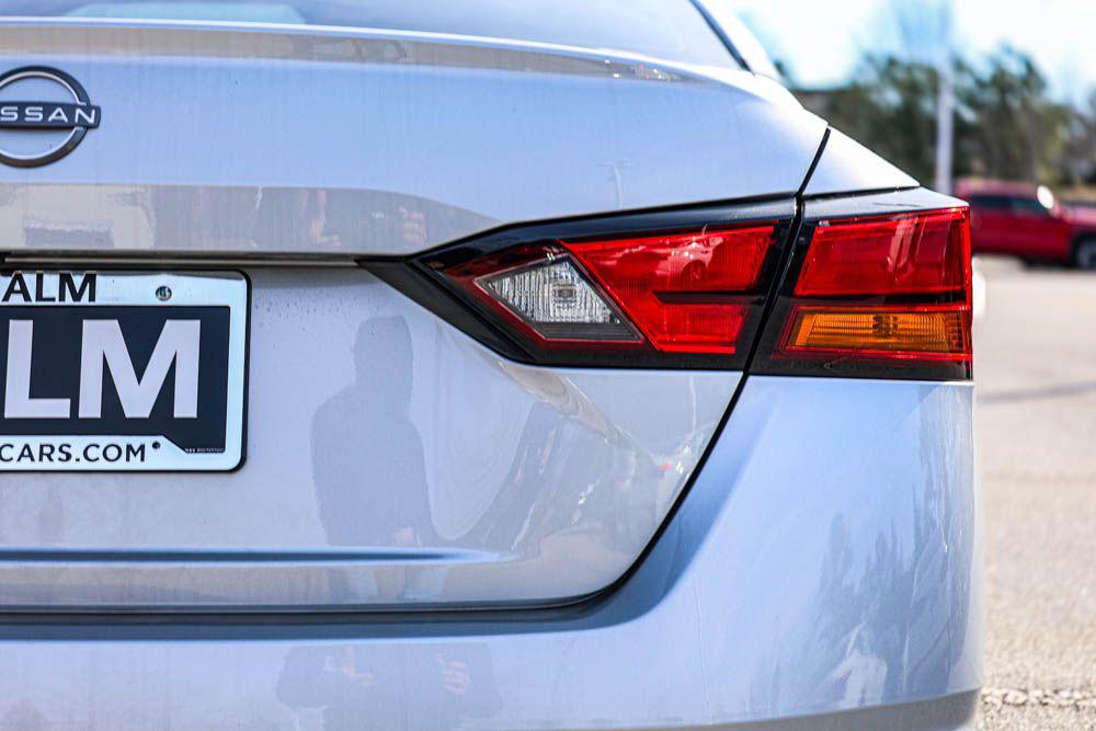 new 2025 Nissan Altima car, priced at $25,290