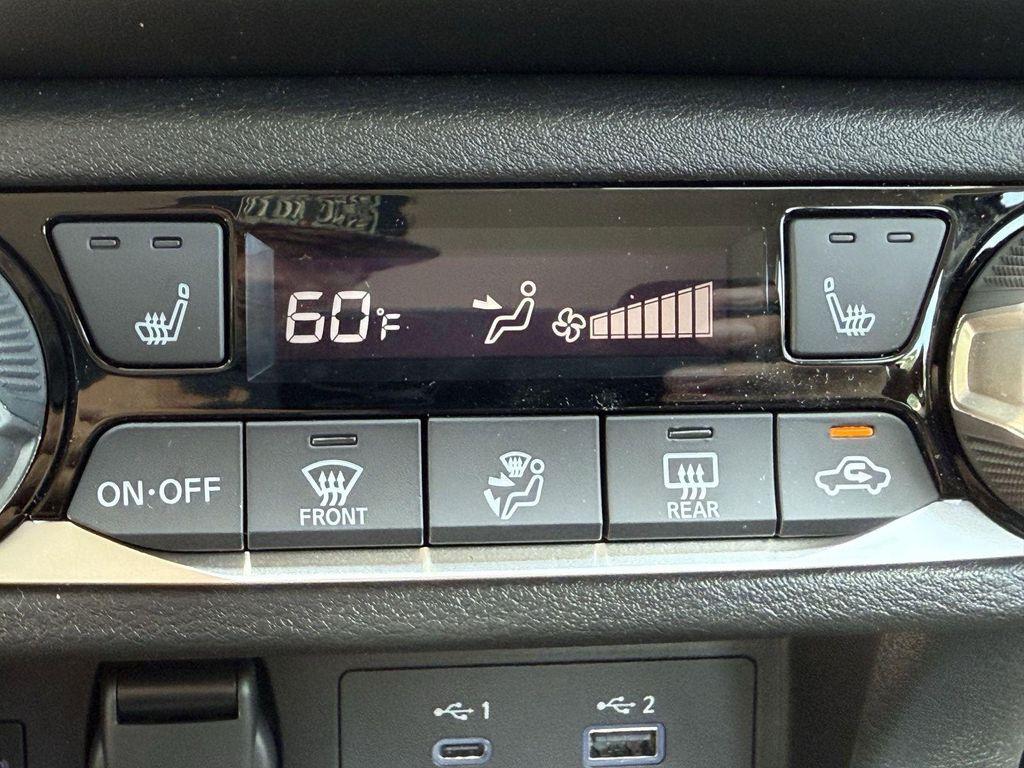 new 2025 Nissan Versa car, priced at $21,151