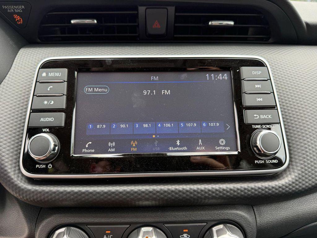 new 2025 Nissan Kicks car, priced at $21,925