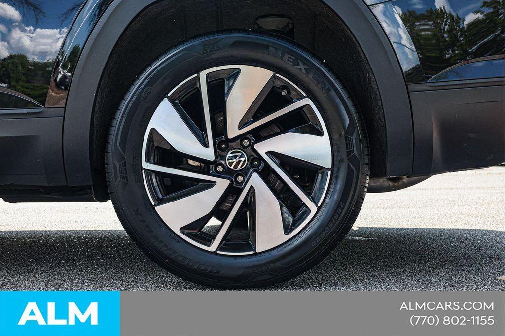 used 2024 Volkswagen Atlas car, priced at $29,164