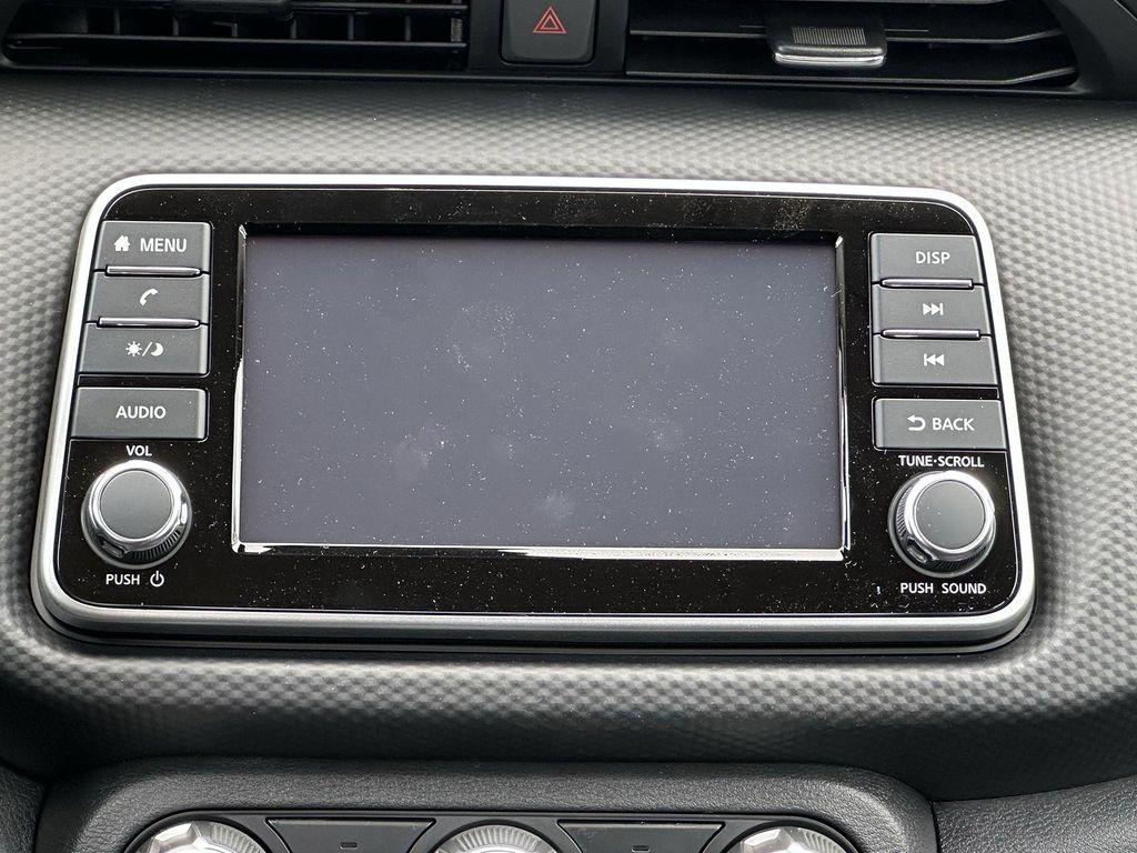 new 2025 Nissan Kicks car, priced at $21,425