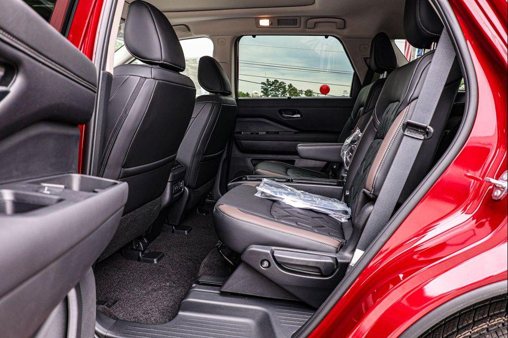 new 2026 Nissan Pathfinder car, priced at $47,064