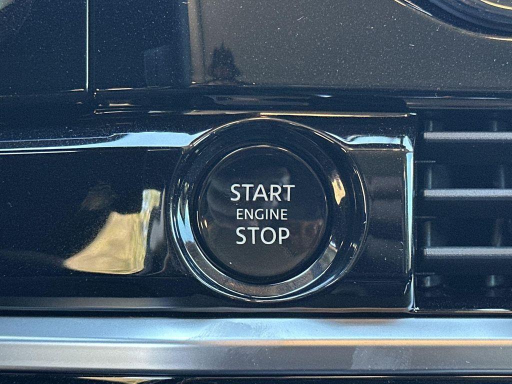 new 2025 Nissan Pathfinder car, priced at $47,765